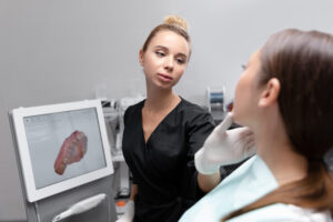 Slika za članak ultrazvucno uklanjanje zubnog kamenca